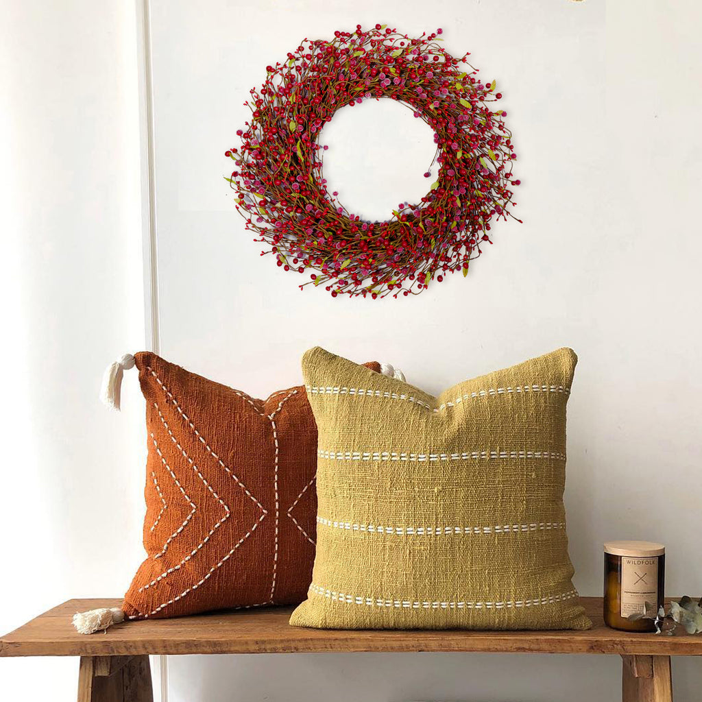 24 Inch Red Berry Wreath for Winter and Christmas Home Decoration